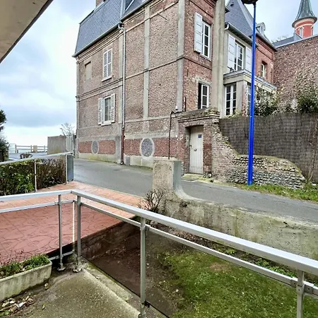 Prázdninový dům Pour 4 Personnes Proche *